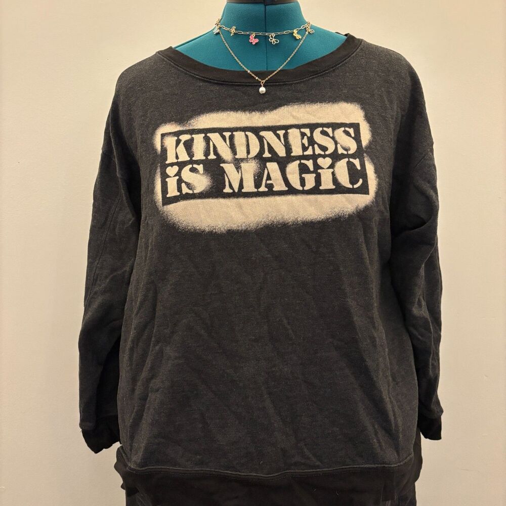 Natural Life "Kindness Is Magic" Graphic Crewneck Sweatshirt With Pockets